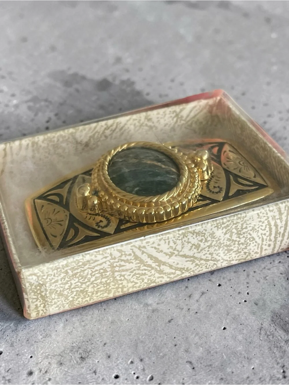 Vintage Aventurine Agate Cabochon Engraved Gold Tone Belt Buckle